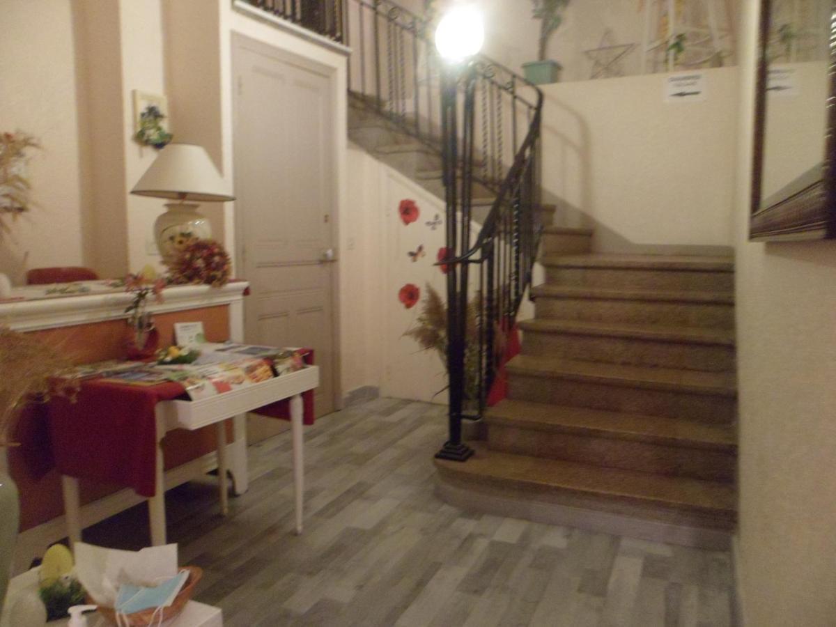 Le Moderne Veynes - Location D'Appartements A La Nuitee Exterior foto